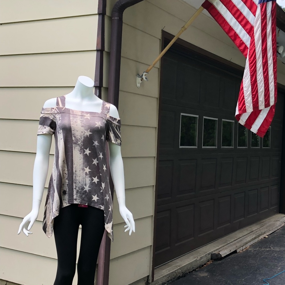 Brand new off shoulder top great for 4th of July